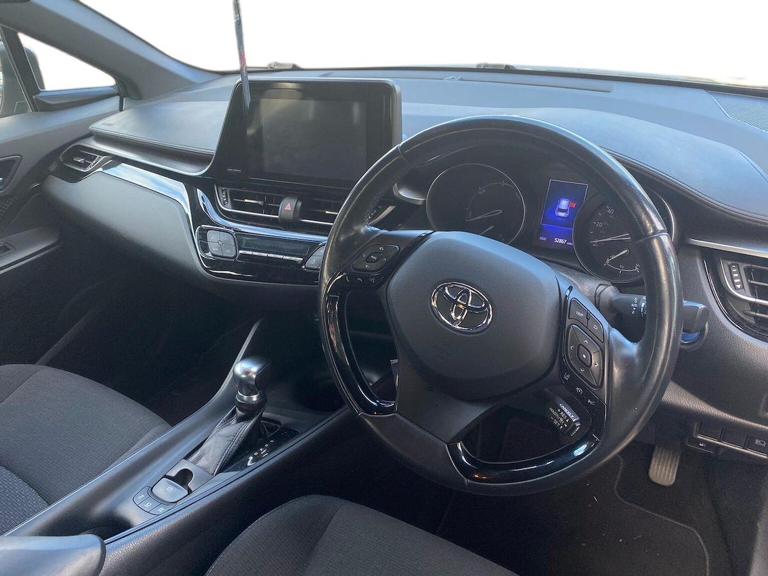 Used Toyota C-HR 2017 for sale - 76588613: Photo 9