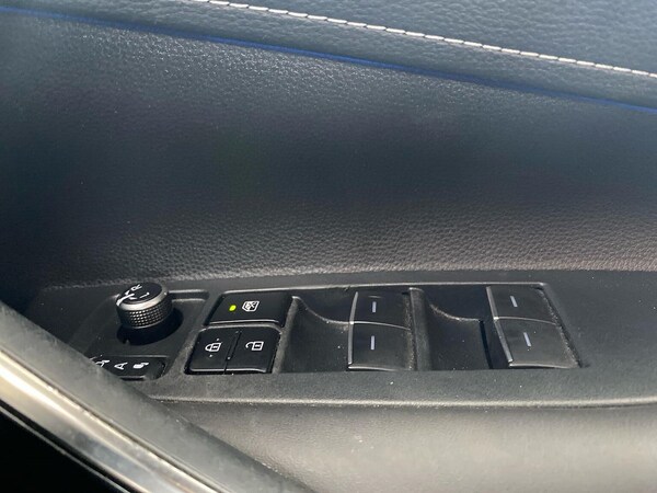 Used Toyota Corolla 2023 for sale - 76194520: Photo 21