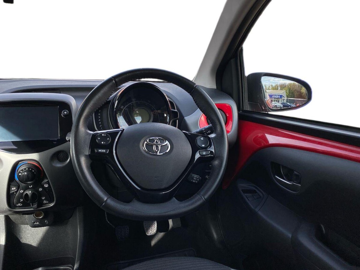 Used Toyota AYGO 2021 for sale - 78211125: Photo 9