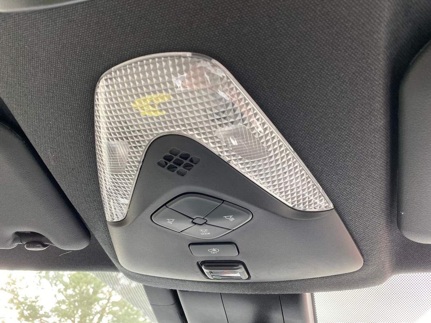 Used Toyota C-HR 2023 for sale - 78211119: Photo 16