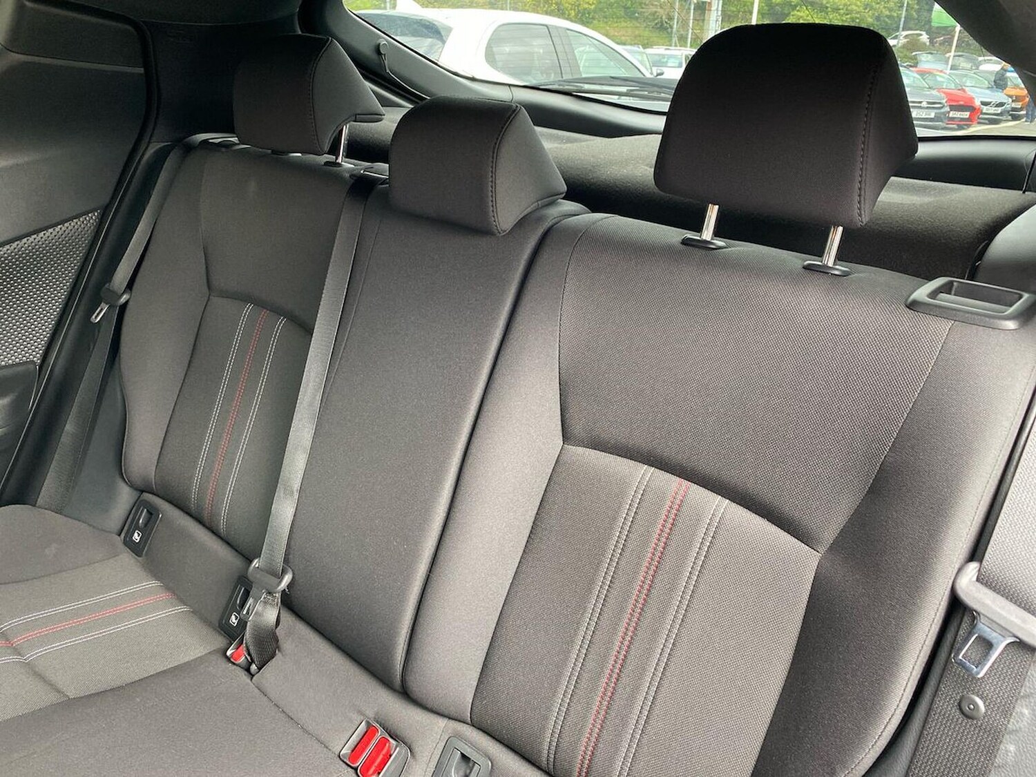 Used Toyota C-HR 2023 for sale - 78211119: Photo 18