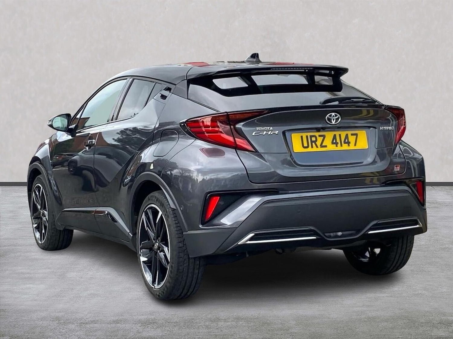 Used Toyota C-HR 2023 for sale - 78211119: Photo 4