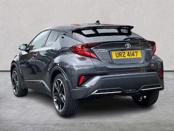 Used Toyota C-HR 2023 for sale - 78211119: Photo