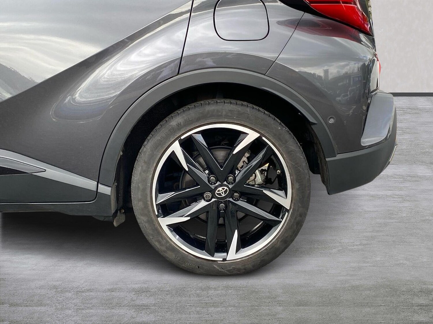 Used Toyota C-HR 2023 for sale - 78211119: Photo 8