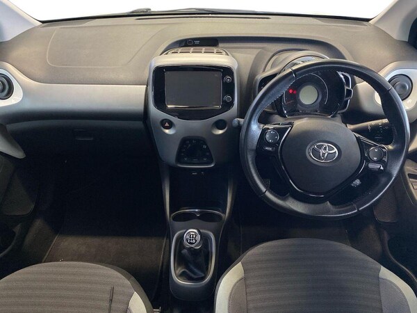 Used Toyota AYGO 2018 for sale - 76305412: Photo 8