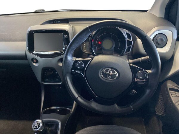 Used Toyota AYGO 2018 for sale - 76305412: Photo 9