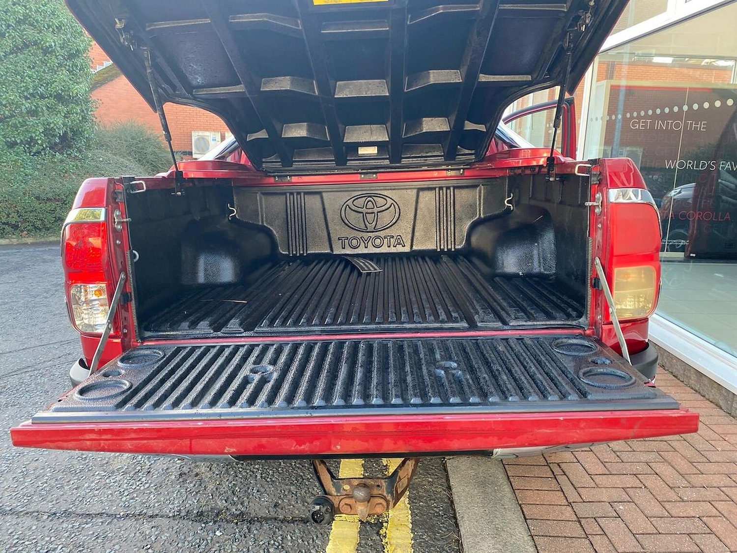 Used Toyota Hilux 2017 for sale - 76490691: Photo 17