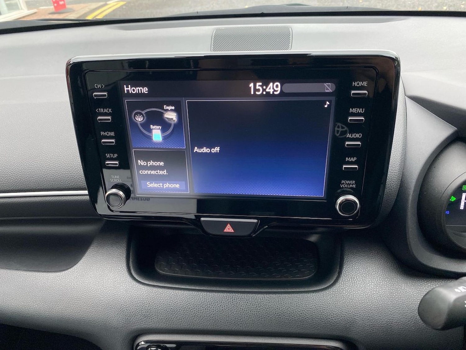 Used Toyota Yaris 2023 for sale - 76492431: Photo 23