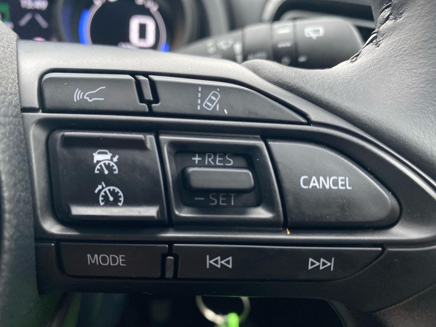 Used Toyota Yaris 2023 for sale - 76492431: Photo 24