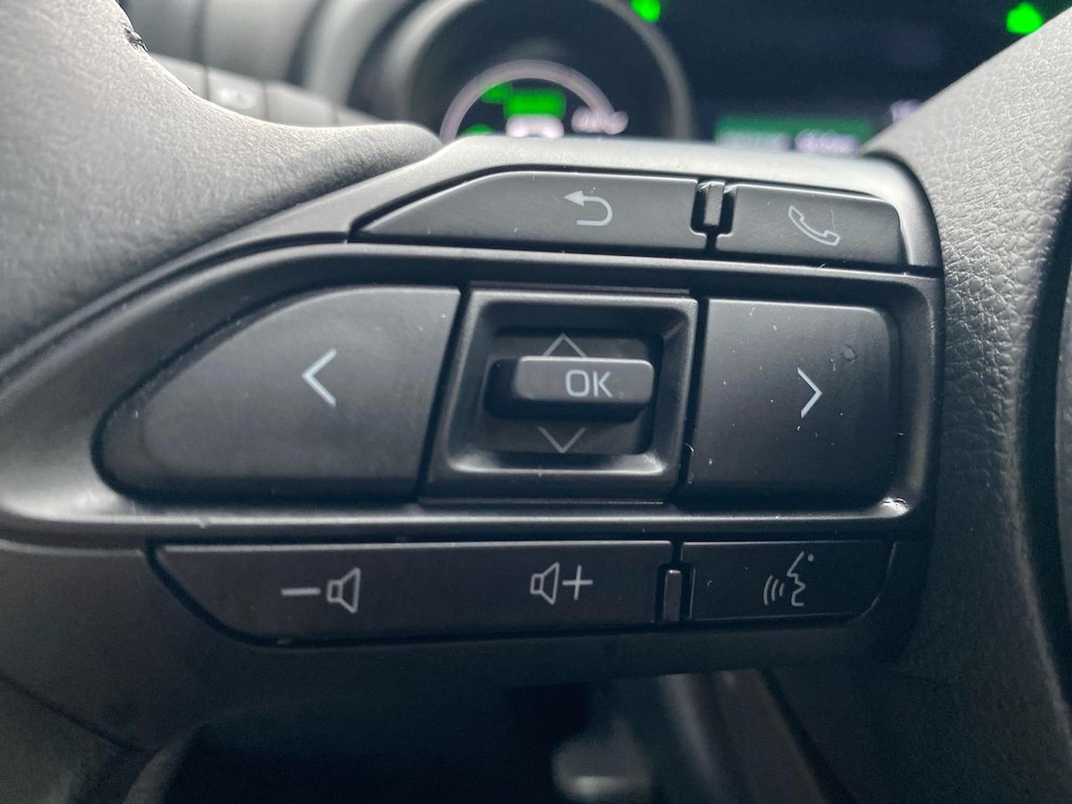 Used Toyota Yaris 2023 for sale - 76492431: Photo 25