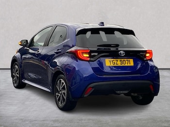 Used Toyota Yaris 2023 for sale - 76492431: Photo