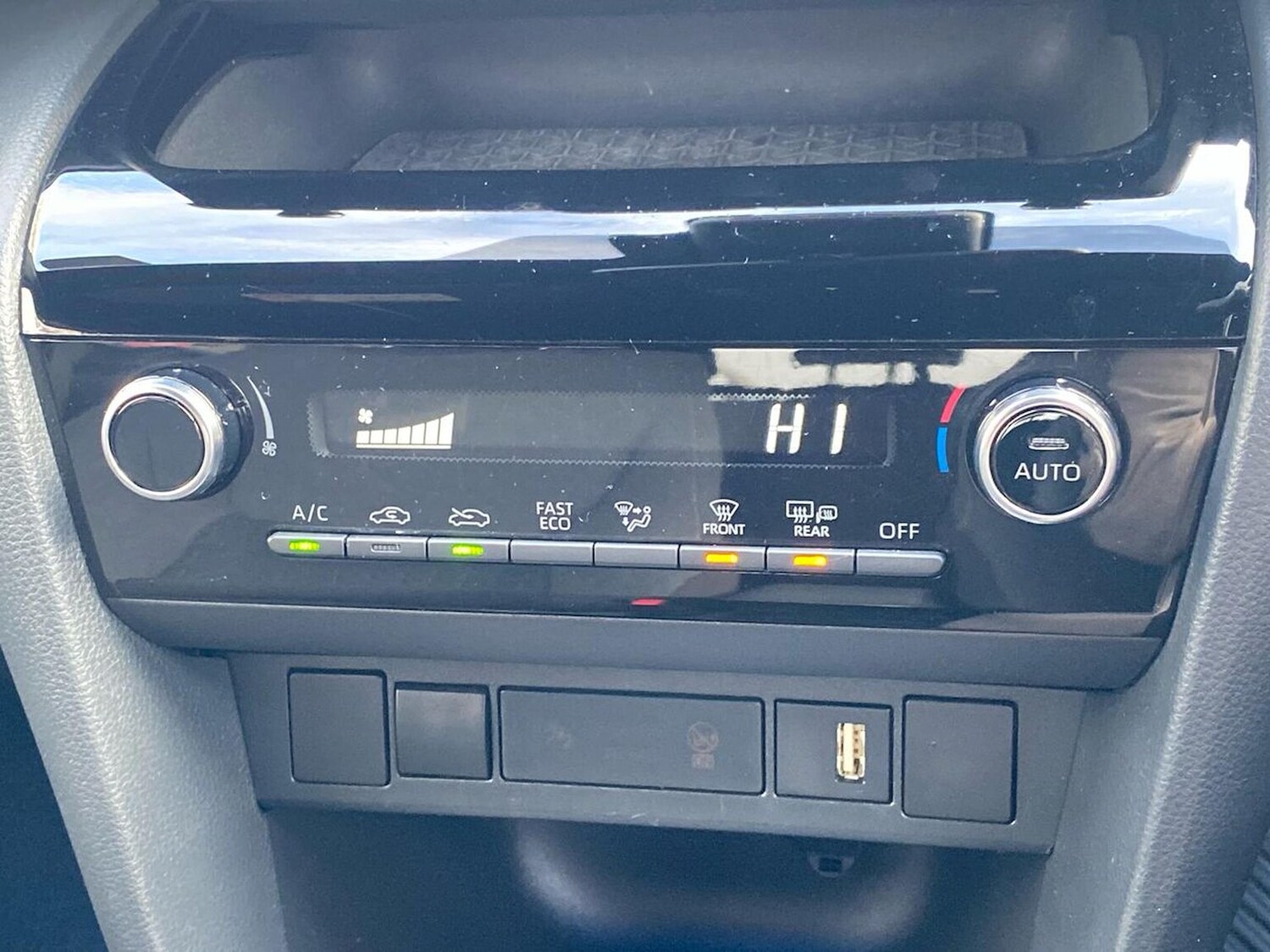 Used Toyota Yaris Cross 2023 for sale - 78192897: Photo 14