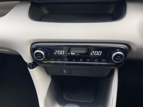 Used Toyota Yaris 2021 for sale - 76212044: Photo 12