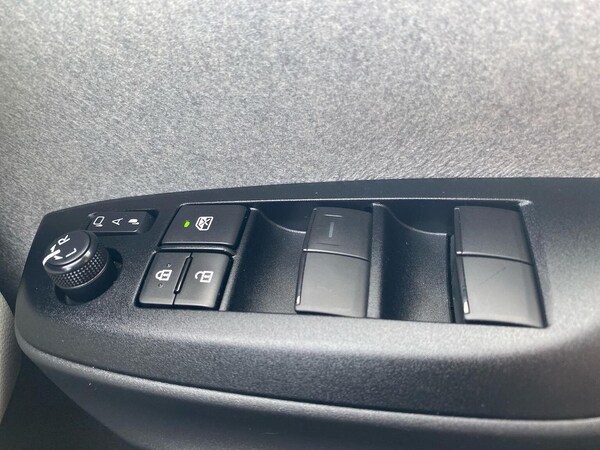 Used Toyota Yaris 2021 for sale - 76212044: Photo 21