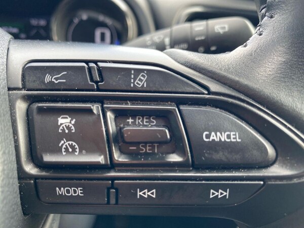 Used Toyota Yaris 2021 for sale - 76212044: Photo 24