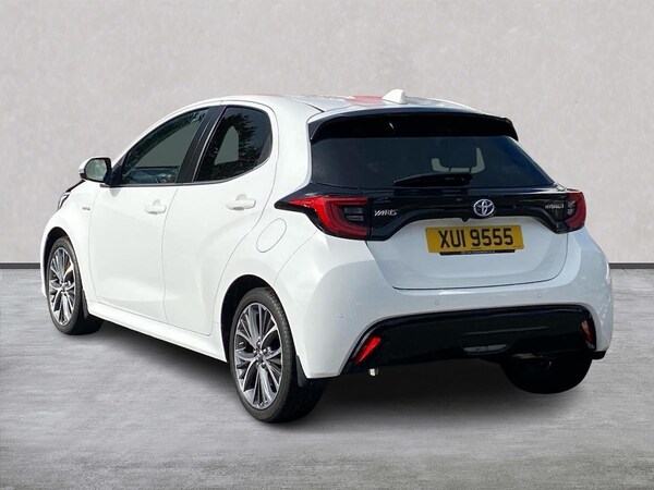 Used Toyota Yaris 2021 for sale - 76212044: Photo 2