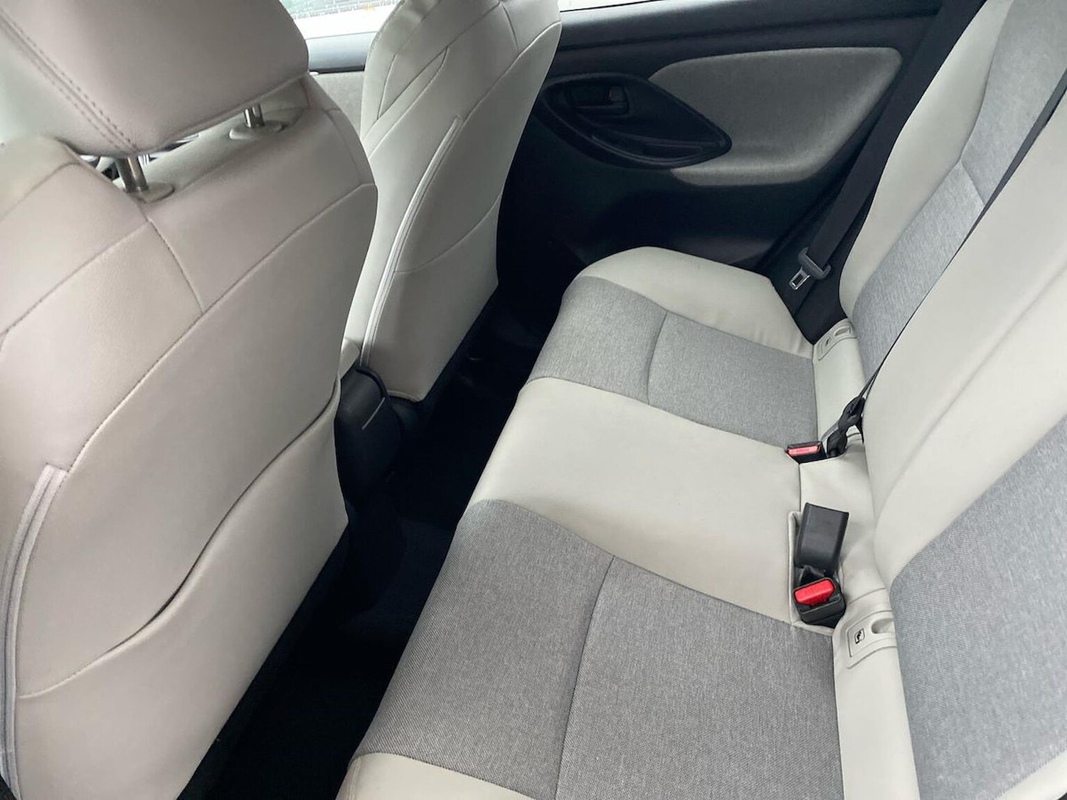 Used Toyota Yaris 2022 for sale - 76541846: Photo 16