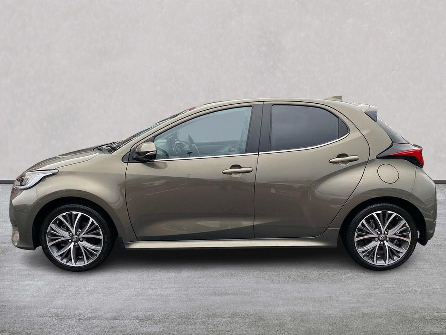 Used Toyota Yaris 2022 for sale - 76541846: Photo 19