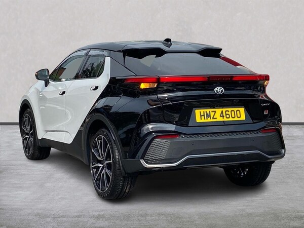 Used Toyota C-HR 2025 for sale - 75490471: Photo 2