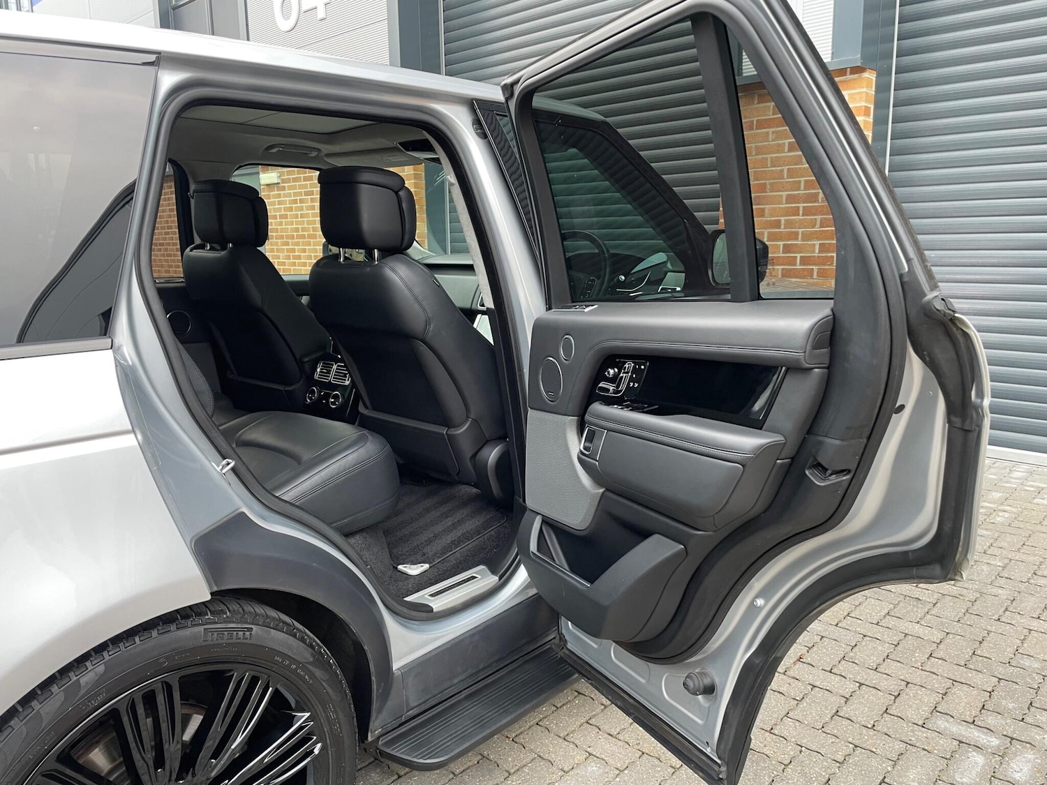 Used Land Rover Range Rover 2018 for sale - 76824025: Photo 18