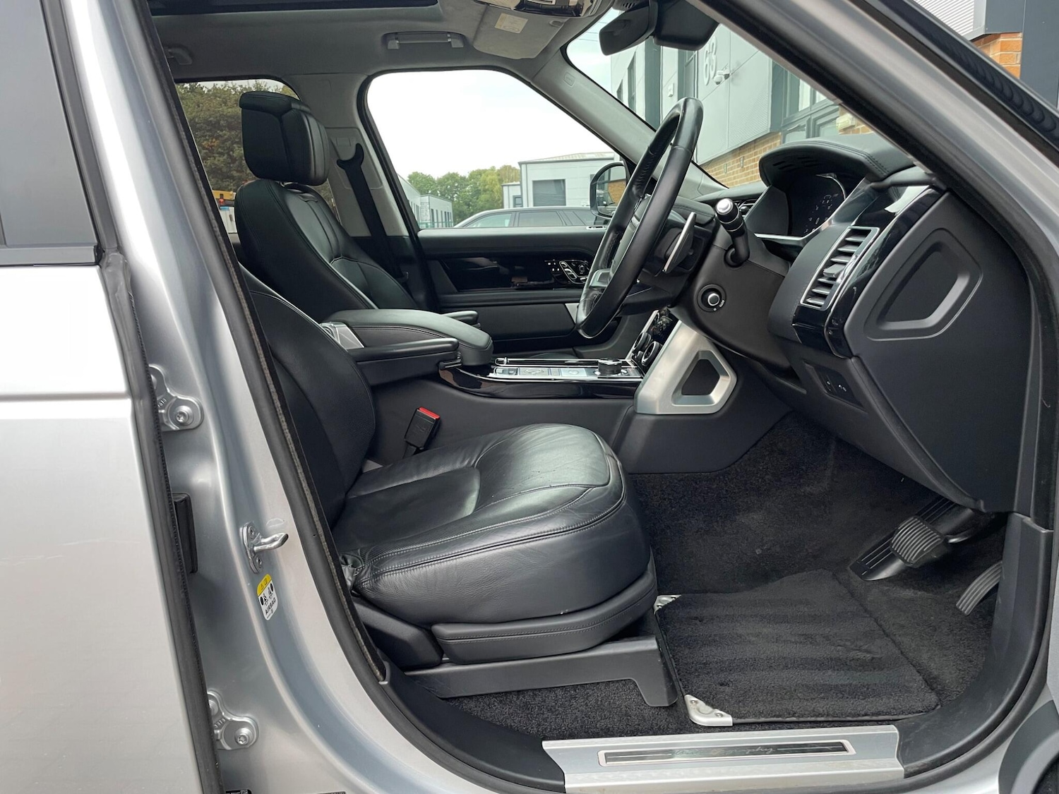 Used Land Rover Range Rover 2018 for sale - 76824025: Photo 9