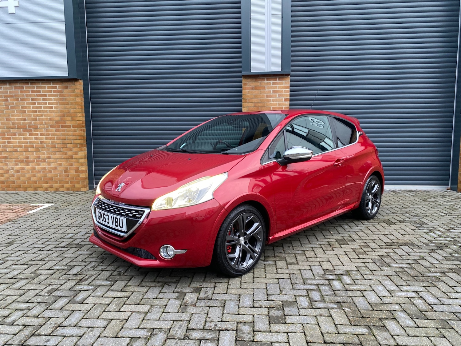 Used Peugeot 208 2013 for sale - 77033145: Photo 2
