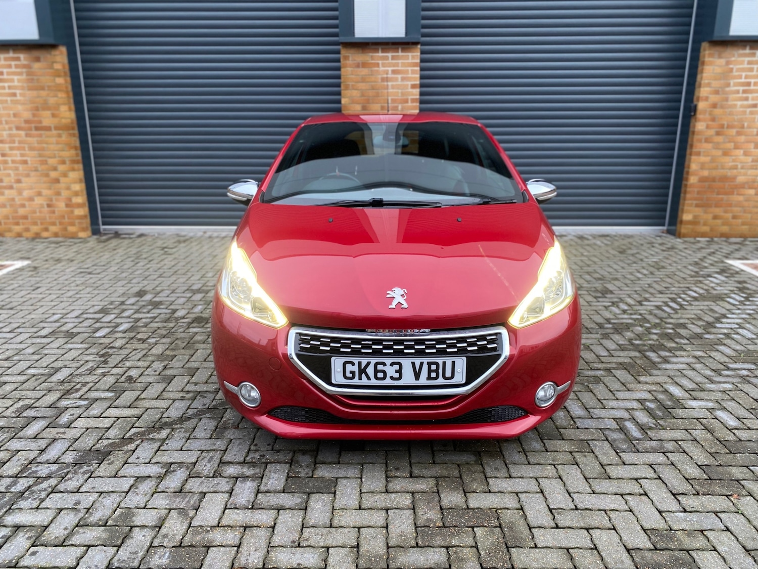 Used Peugeot 208 2013 for sale - 77033145: Photo 5