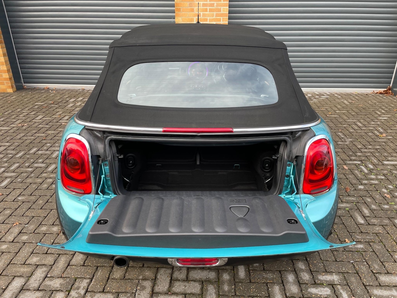 Used MINI Convertible 2016 for sale - 76825134: Photo 32