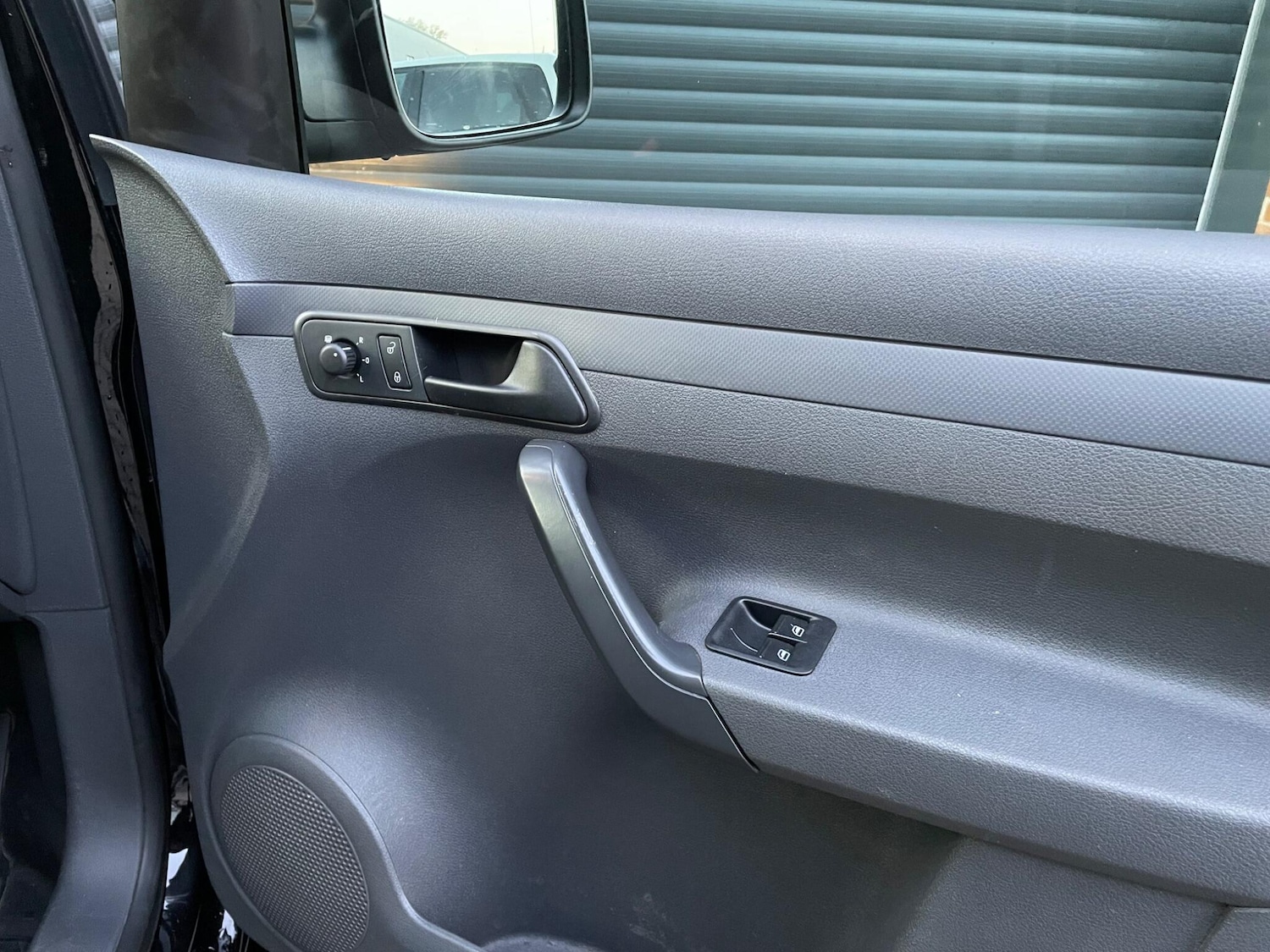 Used Volkswagen Caddy 2011 for sale - 76824476: Photo 28