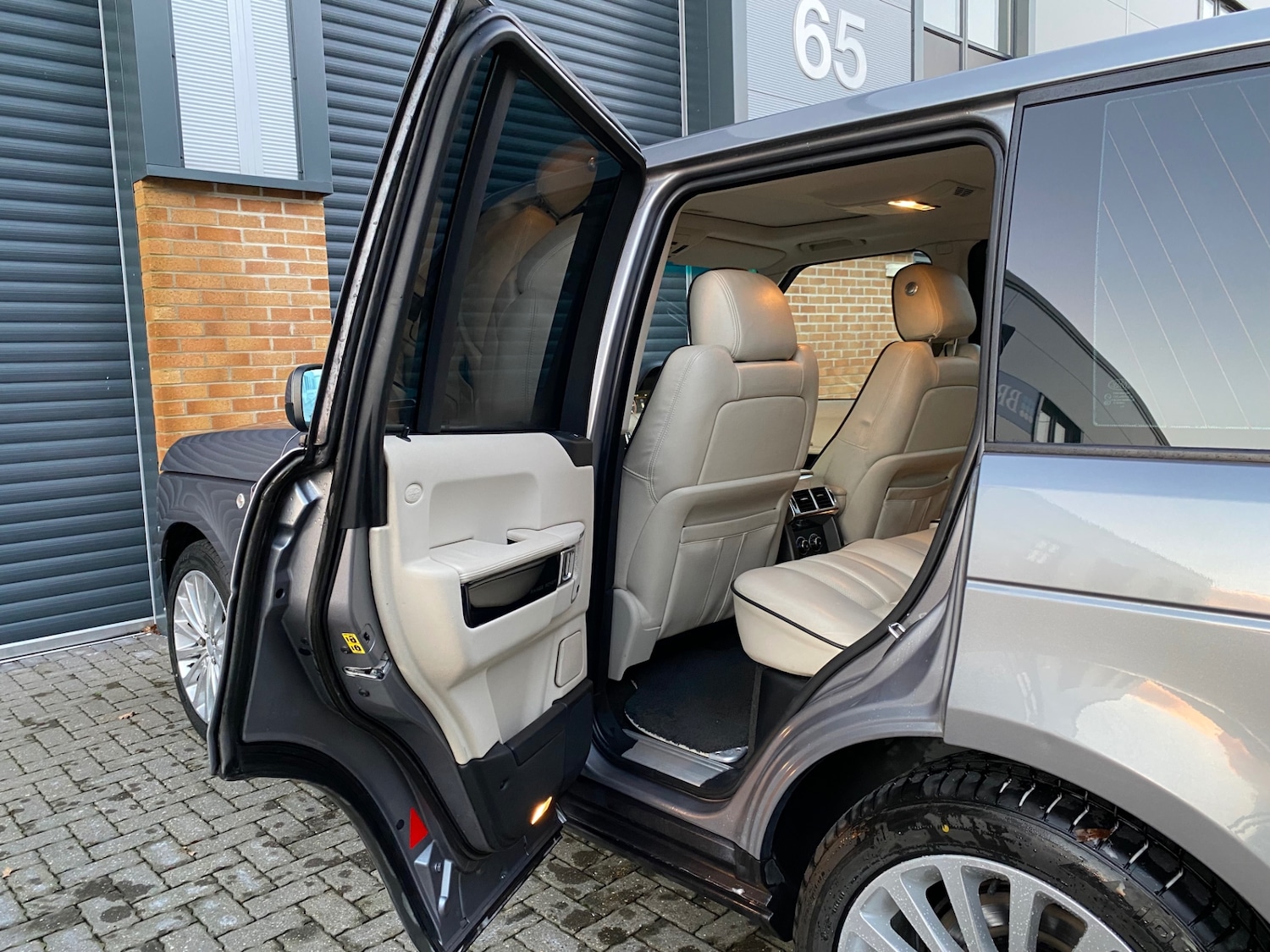 Used Land Rover Range Rover 2012 for sale - 77033377: Photo 11