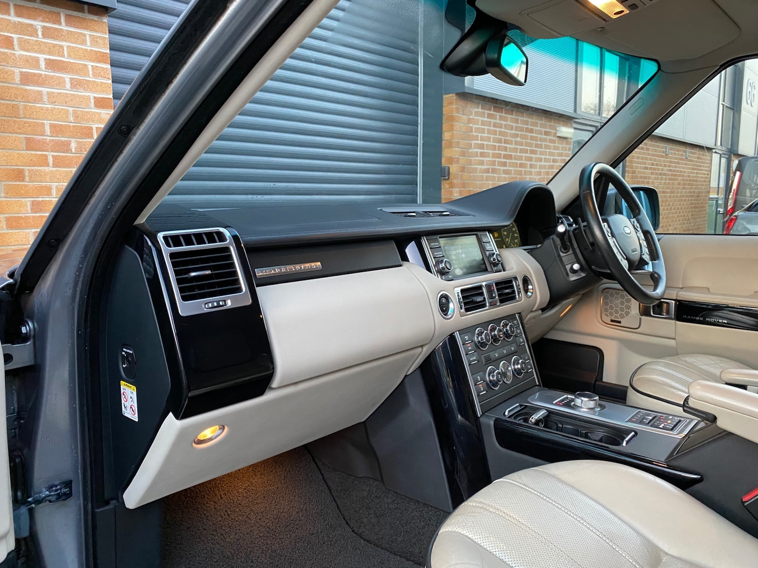 Used Land Rover Range Rover 2012 for sale - 77033377: Photo 18