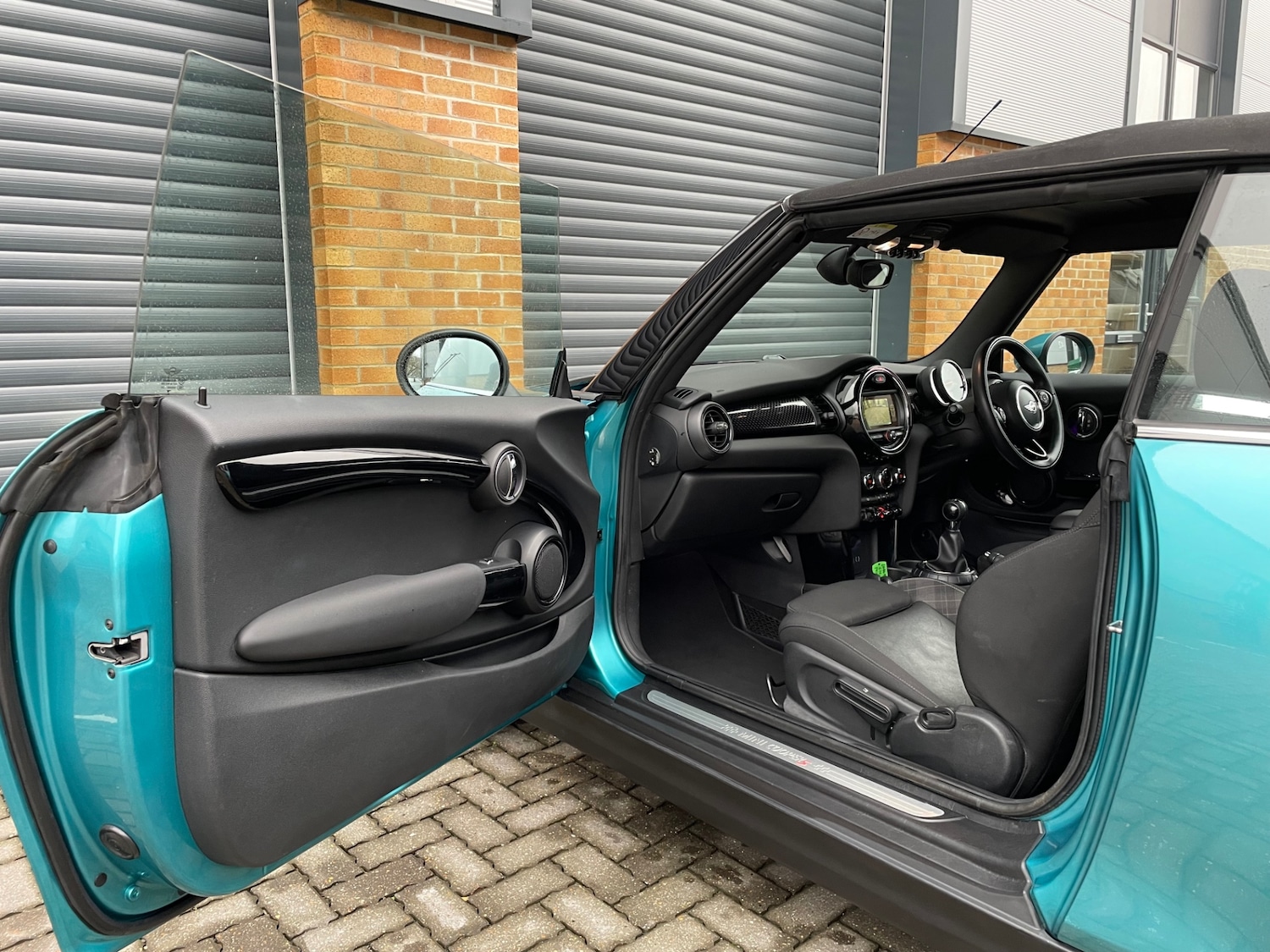 Used MINI Convertible 2016 for sale - 77490123: Photo 14