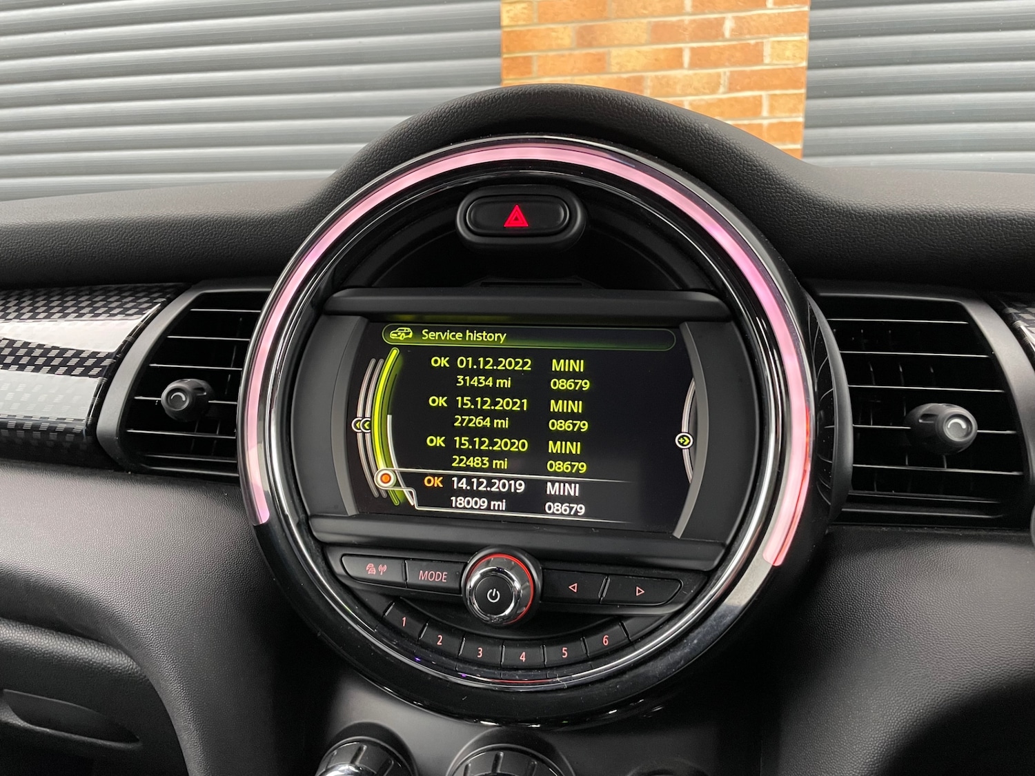 Used MINI Convertible 2016 for sale - 77490123: Photo 23