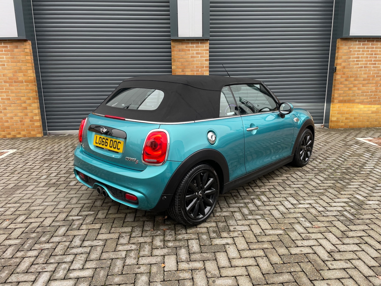 Used MINI Convertible 2016 for sale - 77490123: Photo 7