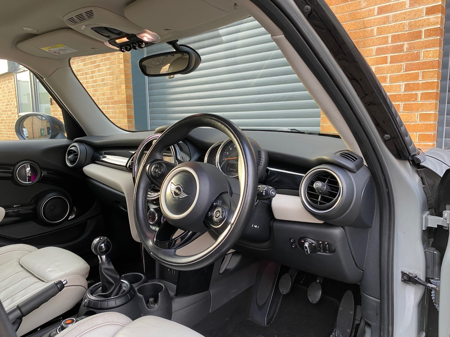 Used MINI Hatch 2015 for sale - 76859281: Photo 24