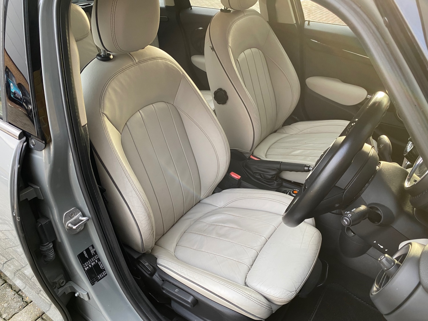 Used MINI Hatch 2015 for sale - 76859281: Photo 25