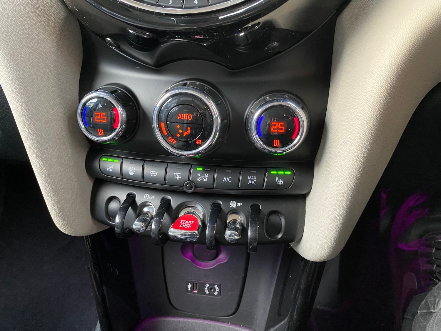 Used MINI Hatch 2015 for sale - 76859281: Photo 31