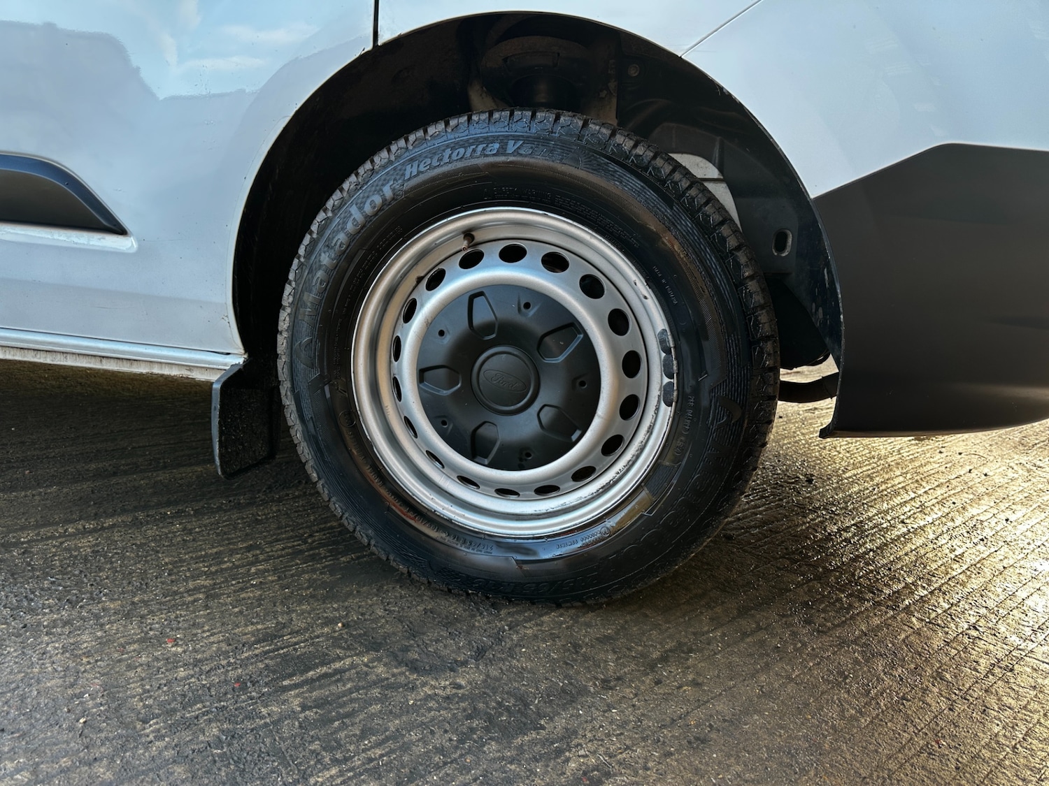 Used Ford Transit Custom 2022 for sale - 76736481: Photo 3