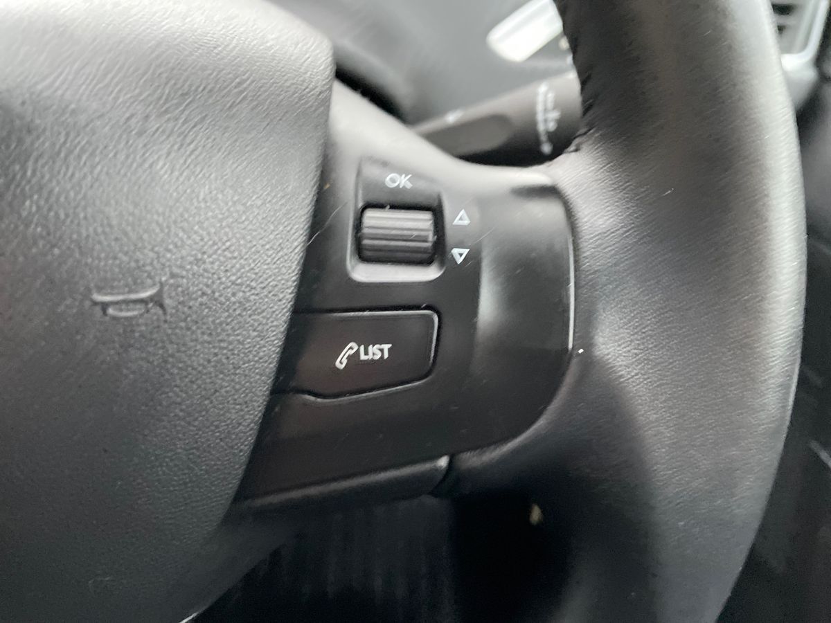 Used Peugeot 208 2017 for sale - 77002473: Photo 17