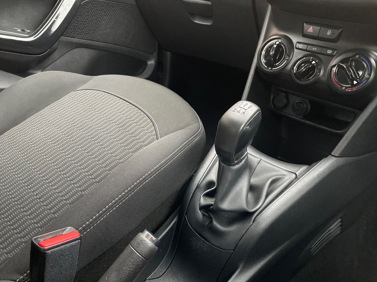 Used Peugeot 208 2017 for sale - 77002473: Photo 19