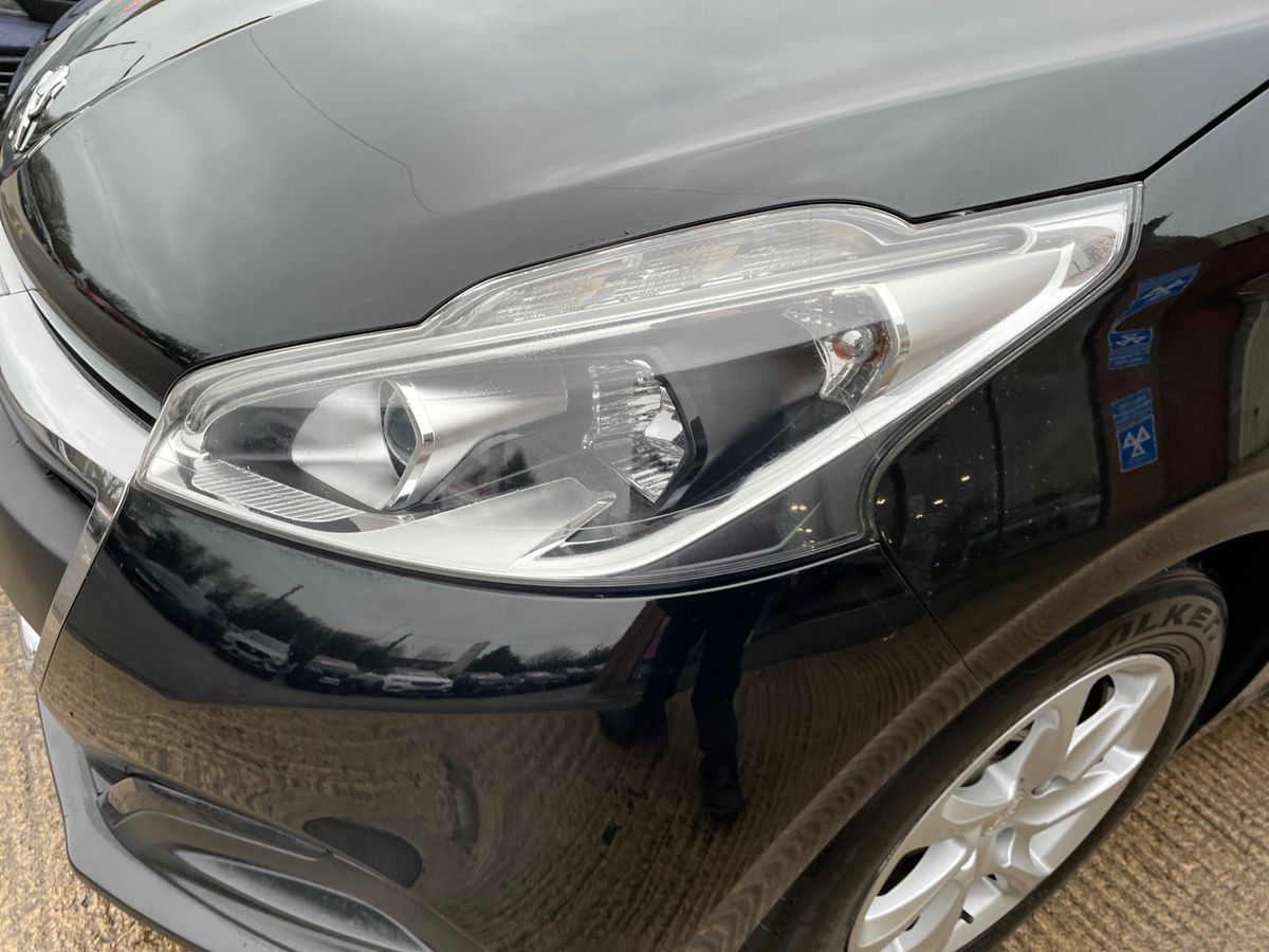 Used Peugeot 208 2017 for sale - 77002473: Photo 21