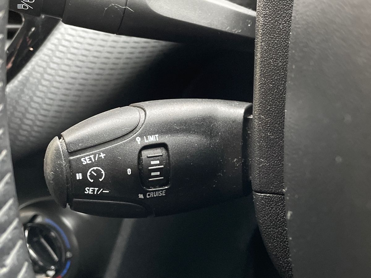 Used Peugeot 208 2017 for sale - 77002473: Photo 24