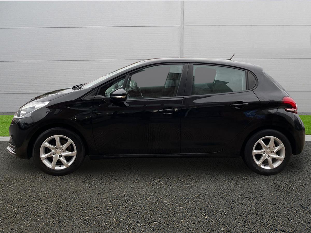 Used Peugeot 208 2017 for sale - 77002473: Photo 4