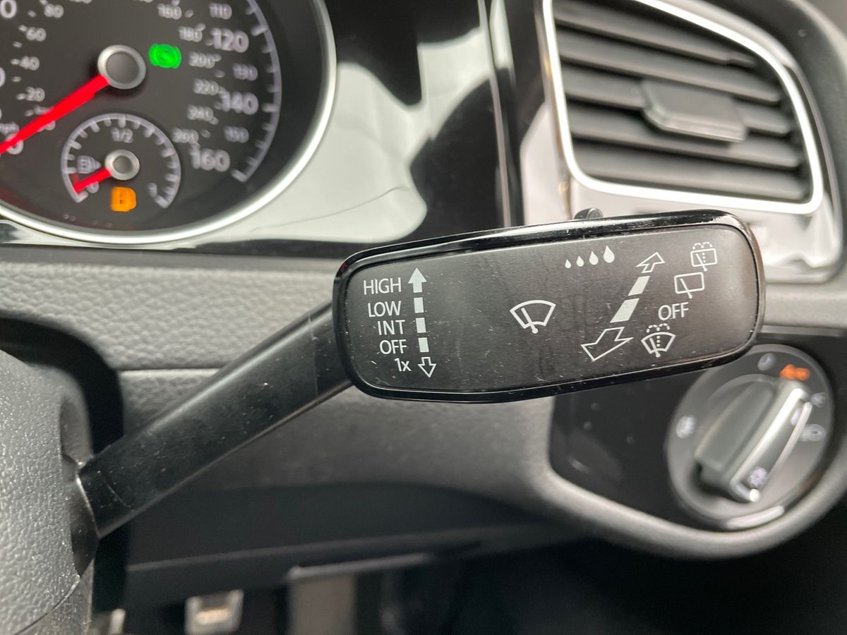 Used Volkswagen Golf 2019 for sale - 77002405: Photo 23