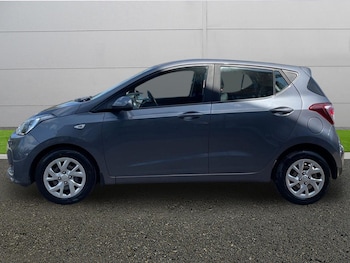 Used Hyundai i10 2019 for sale - 78336784: Photo
