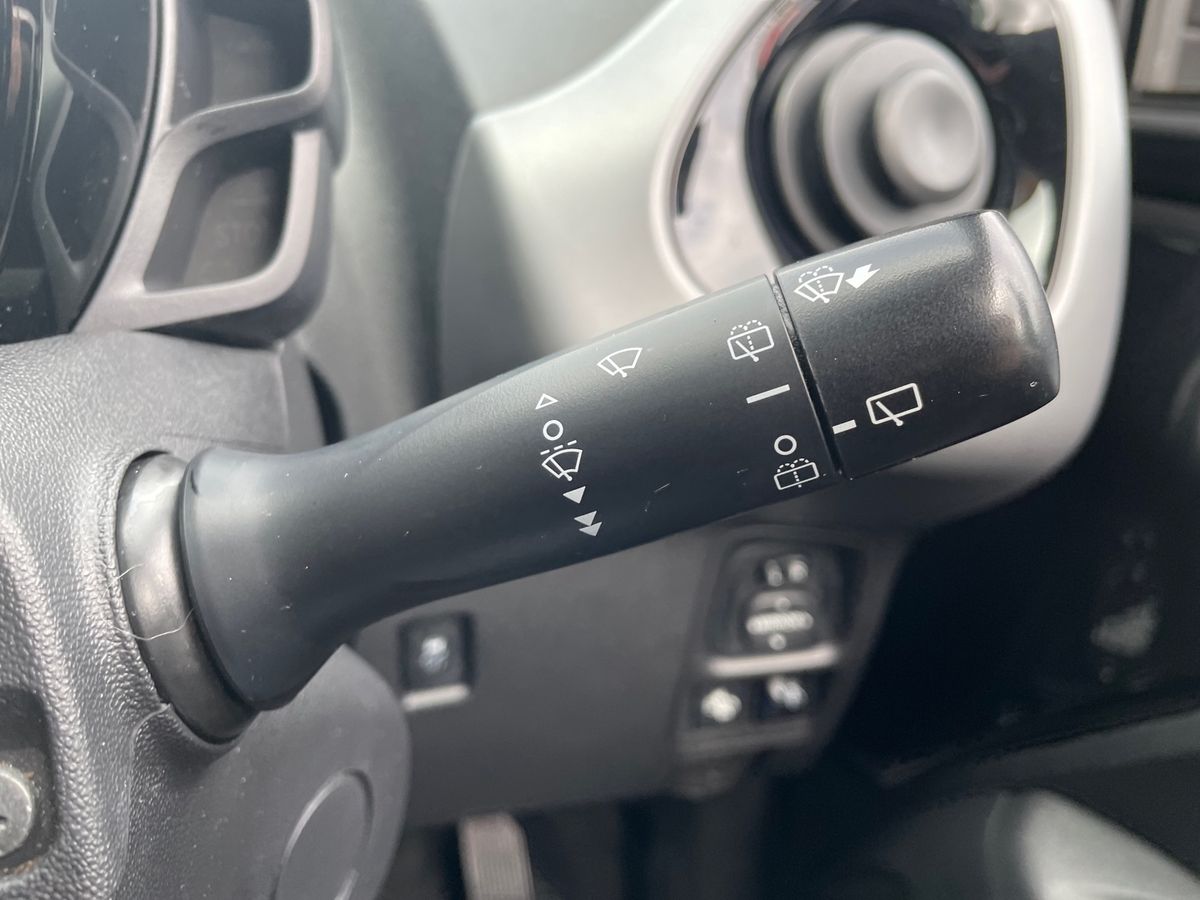 Used Toyota AYGO 2018 for sale - 78129008: Photo 23