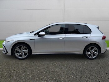 Used Volkswagen Golf 2022 for sale - 77600319: Photo