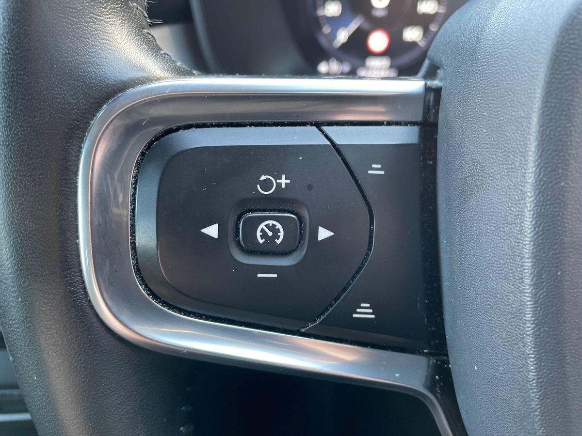 Used Volvo XC40 2020 for sale - 76850310: Photo 16