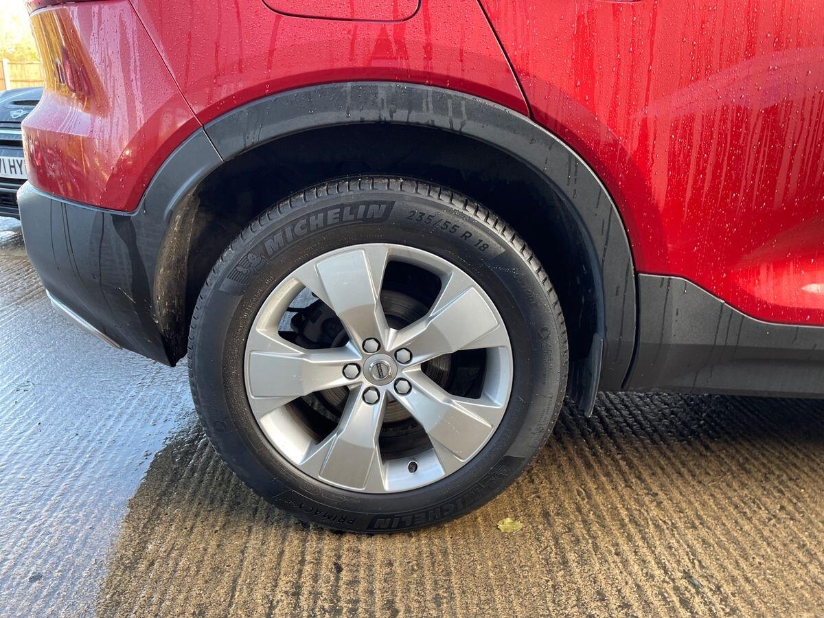 Used Volvo XC40 2020 for sale - 76850310: Photo 9