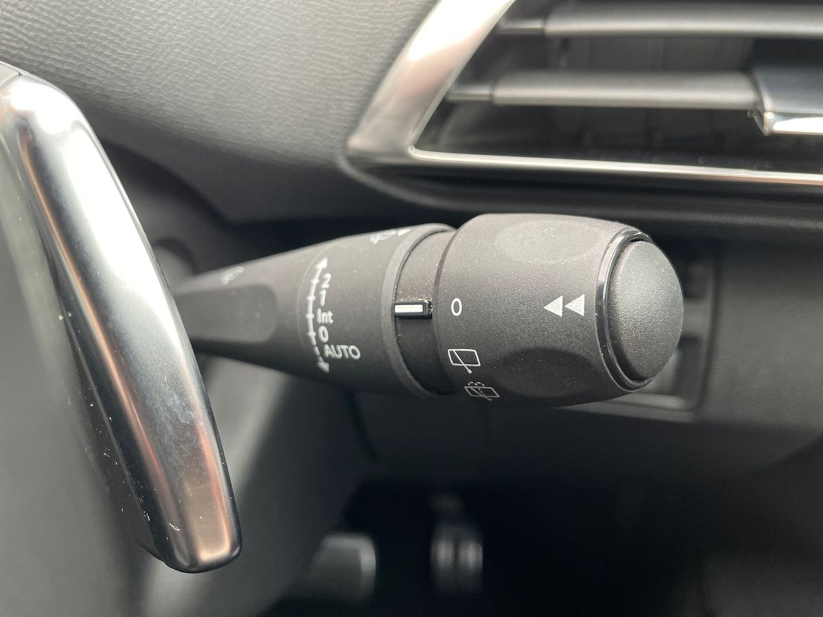 Used Peugeot 5008 2023 for sale - 77002452: Photo 23